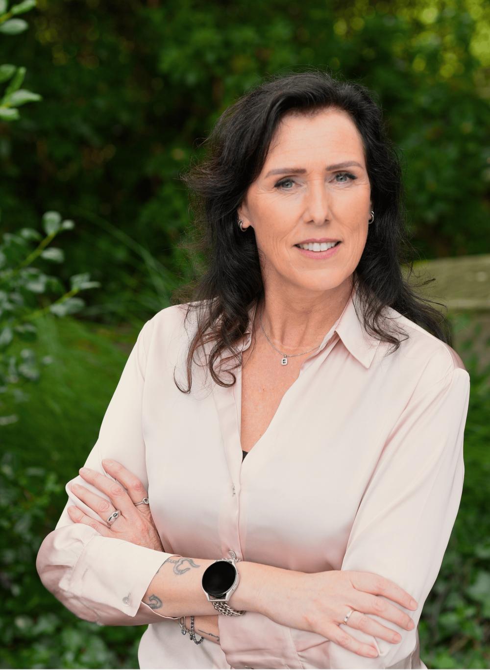 Tanja, Bedrijfskundig analist